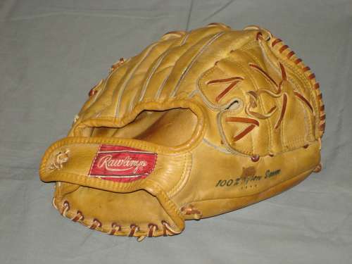 Mickey Mantle Rawlings MM5 Back